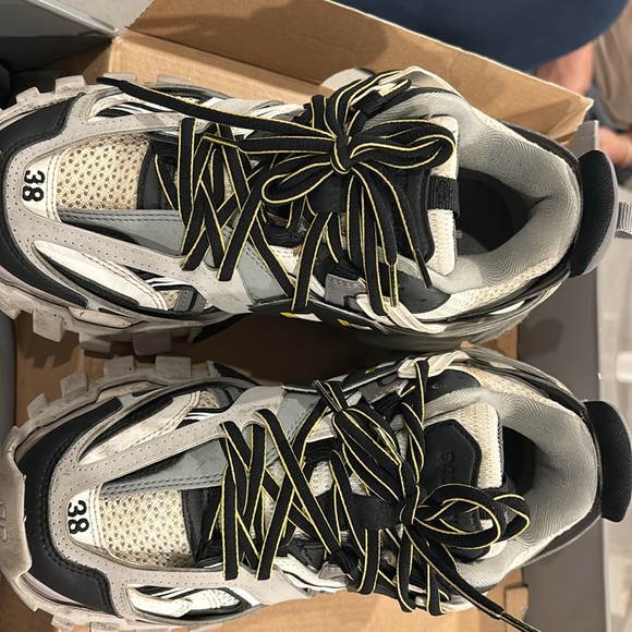 Balenciaga track sneaker
Worn/ used - Picture 2 of 5